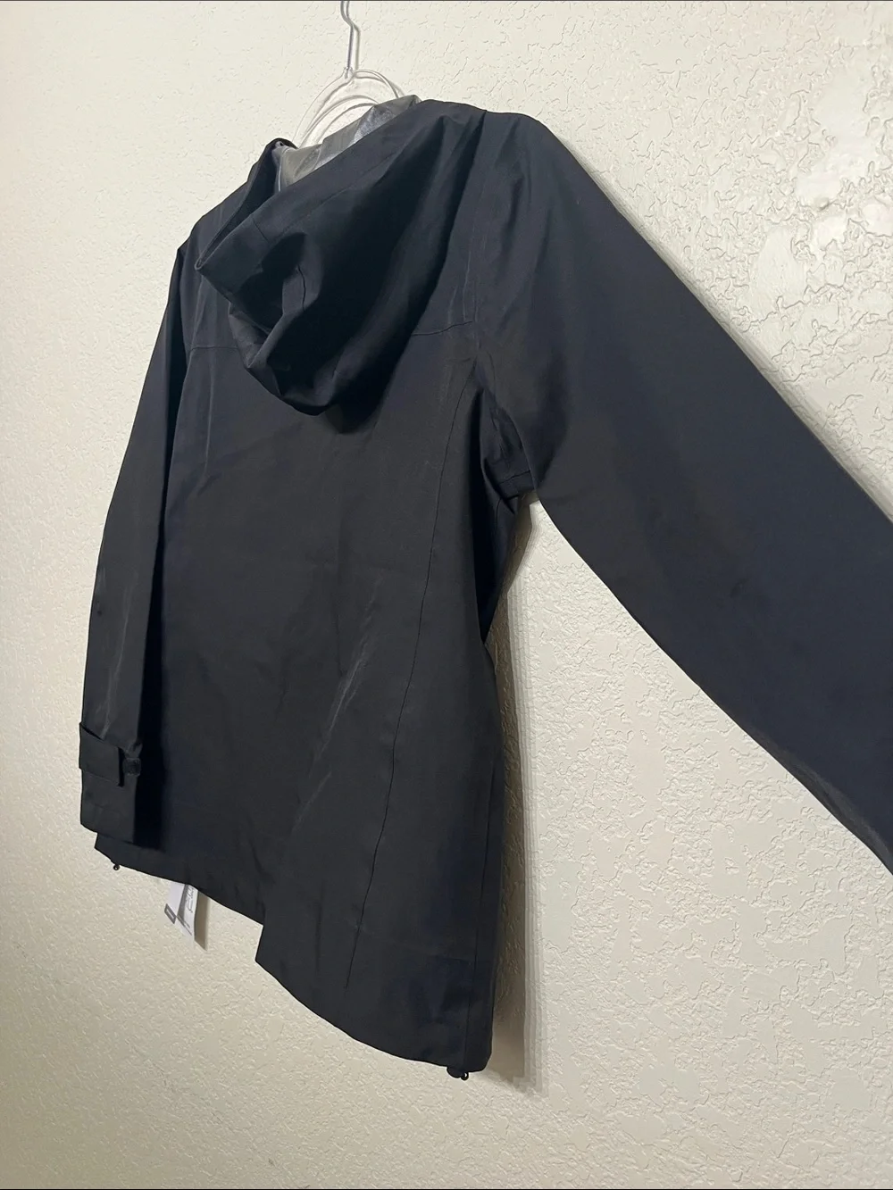 Time and Tru Black Hooded Women's Size XS Raincoat